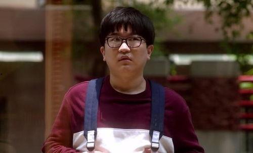 娱乐吃瓜背景女星是谁啊